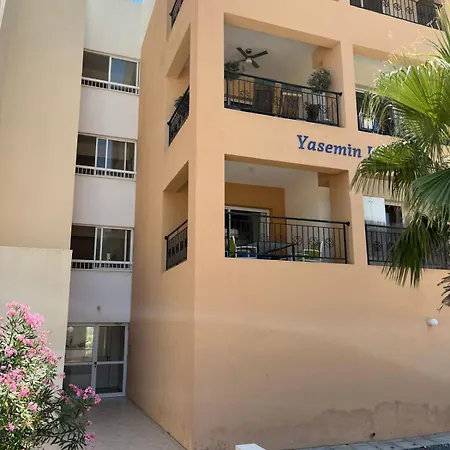 Yasemin One Bedroom Apartment, No 202 - By Imh Travel & Tours Apartament *